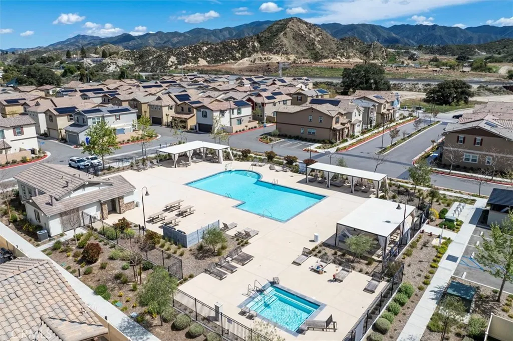 27556 Antelope Drive, Canyon Country, California 91387 home-pic-23